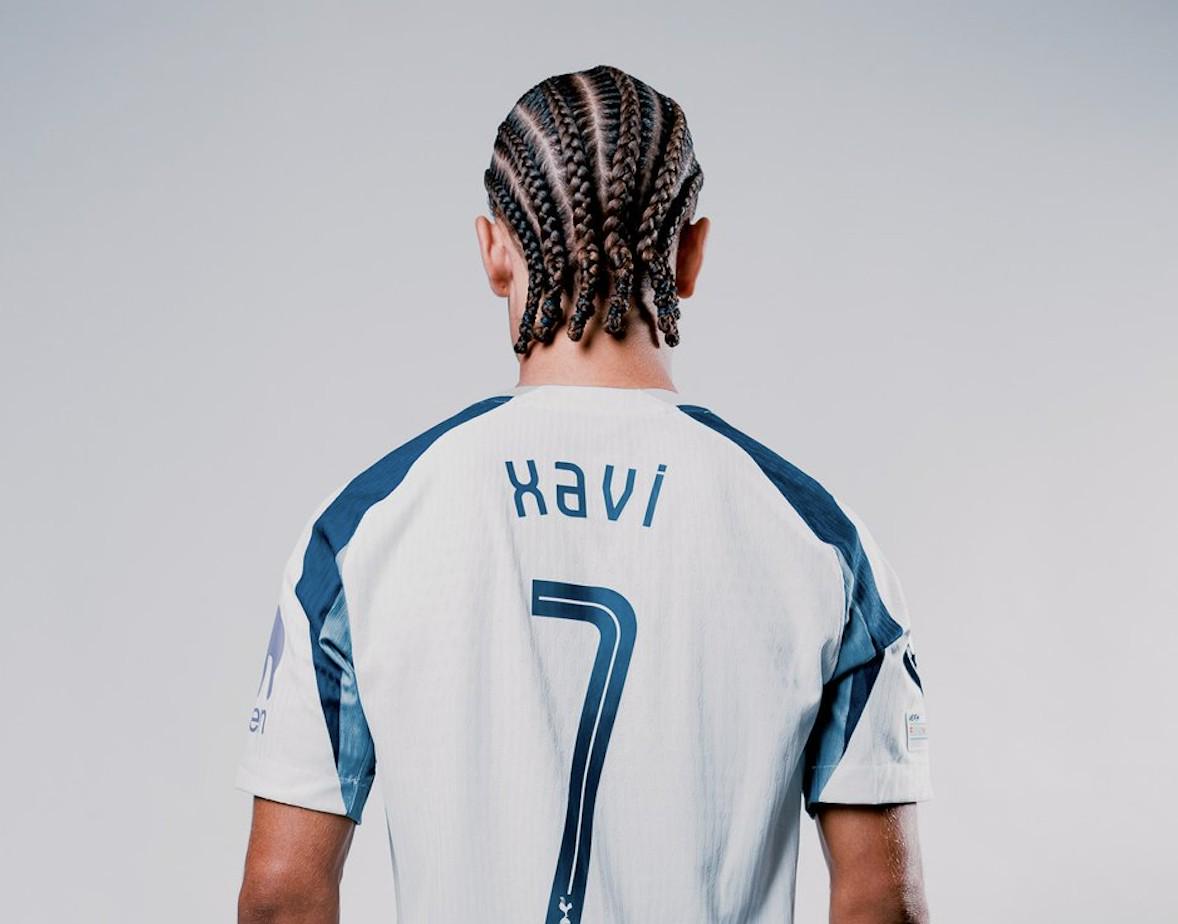 万英镑的价 万英镑的价