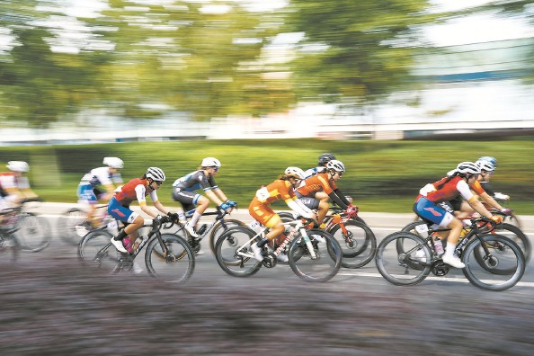 事为引擎, 活动 事为引擎, 活动