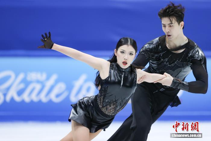 年米兰, https, 陷入青黄不