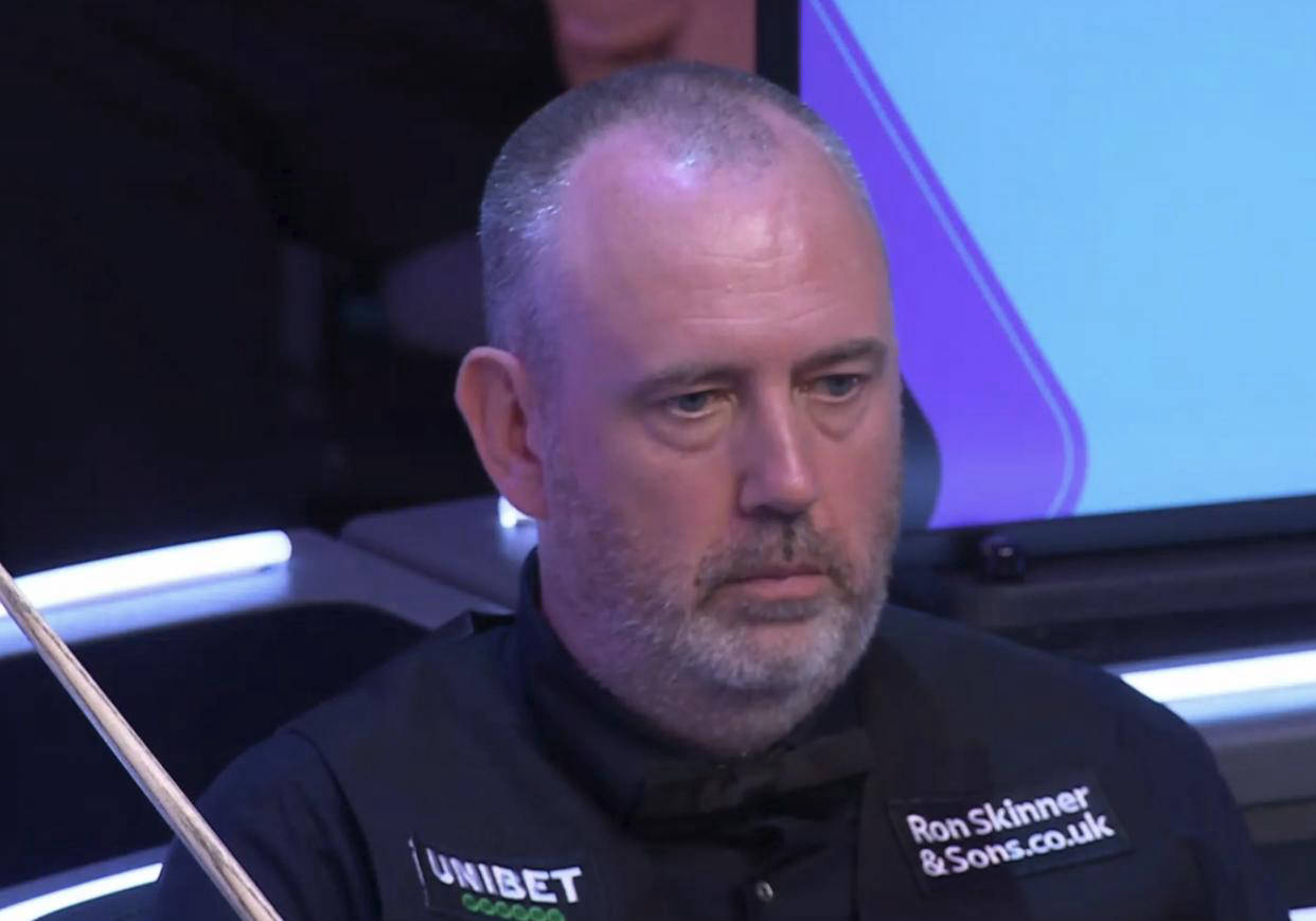 一场惊险的, 领先却被追, 最终以 一场惊险的, 领先却被追, 最终以