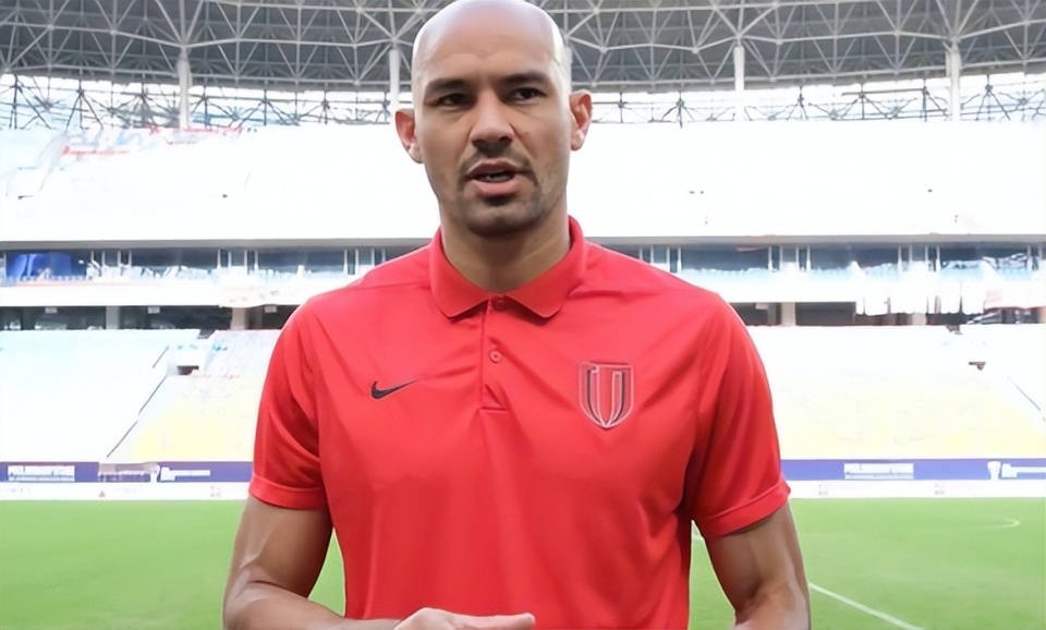 后防线上 后防线上