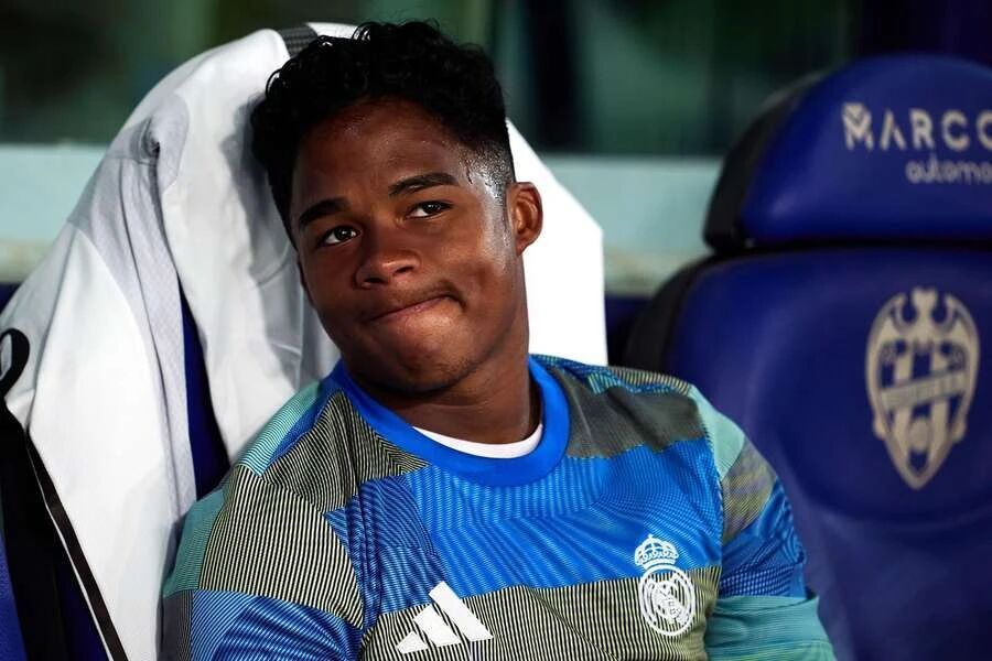 万特, 坐冷板凳, img 万特, 坐冷板凳, img